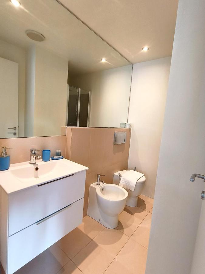 Apartamento Exclusive And Unobtainable Big Terrace In Milano Downtown With Ac, Wifi, Subway M1 And M2 In Shopping Area Exterior foto